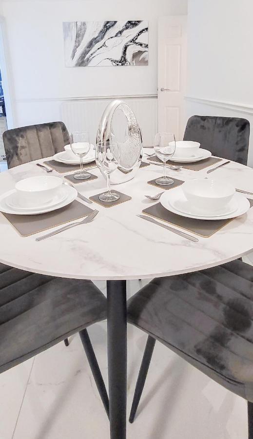 Stunning 2 Bedroom Apartment In Canary Wharf - Morland Apartments Λονδίνο Εξωτερικό φωτογραφία