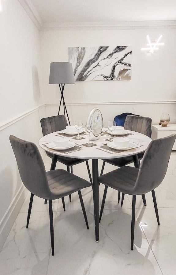 Stunning 2 Bedroom Apartment In Canary Wharf - Morland Apartments Λονδίνο Εξωτερικό φωτογραφία