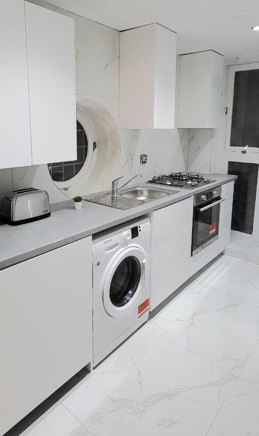 Stunning 2 Bedroom Apartment In Canary Wharf - Morland Apartments Λονδίνο Εξωτερικό φωτογραφία