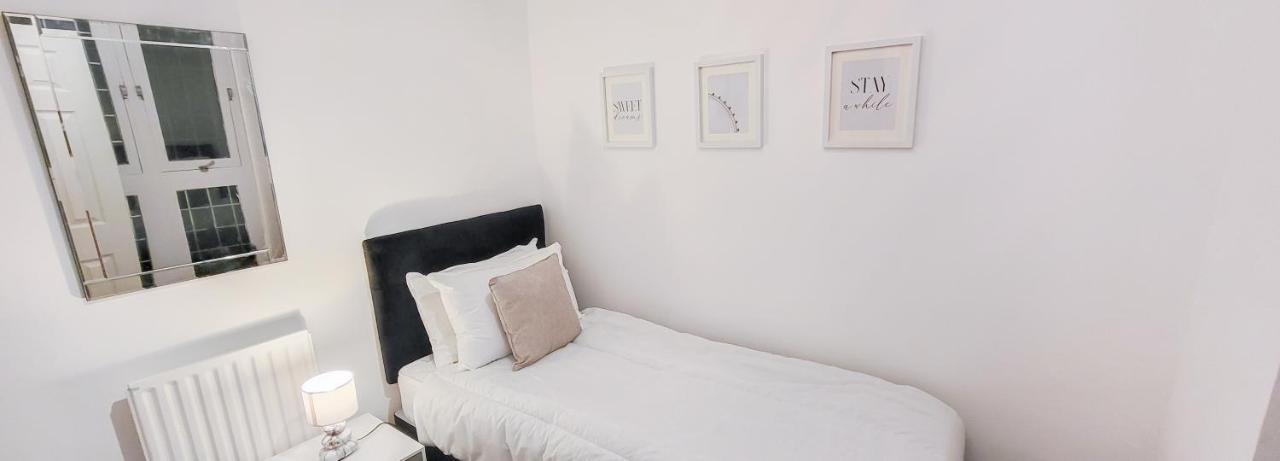 Stunning 2 Bedroom Apartment In Canary Wharf - Morland Apartments Λονδίνο Εξωτερικό φωτογραφία
